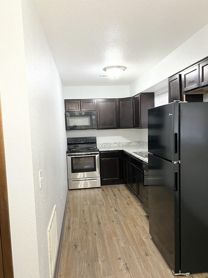 307 S Seneca St #104 - Photo 2 of 9
