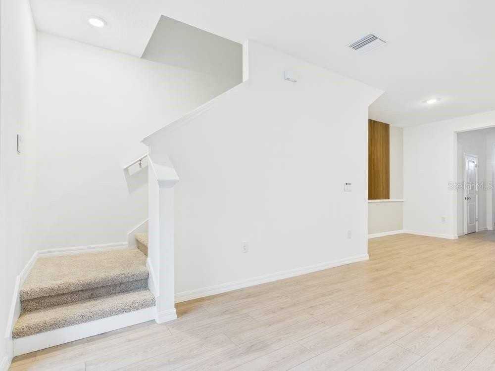 32519 Welling Blade Loop - Photo 4 of 50