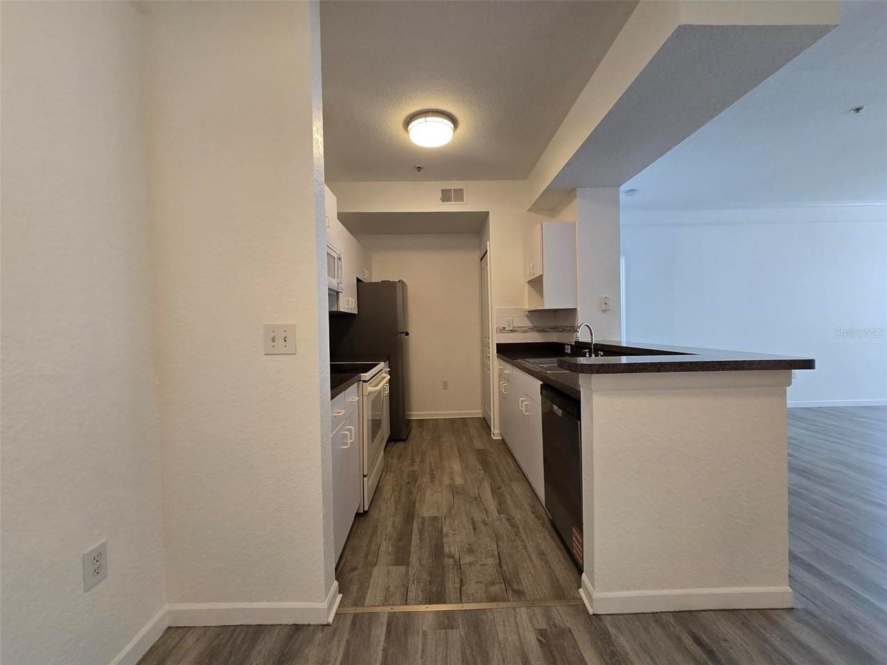 17108 Carrington Park Dr #707 - Photo 7 of 15