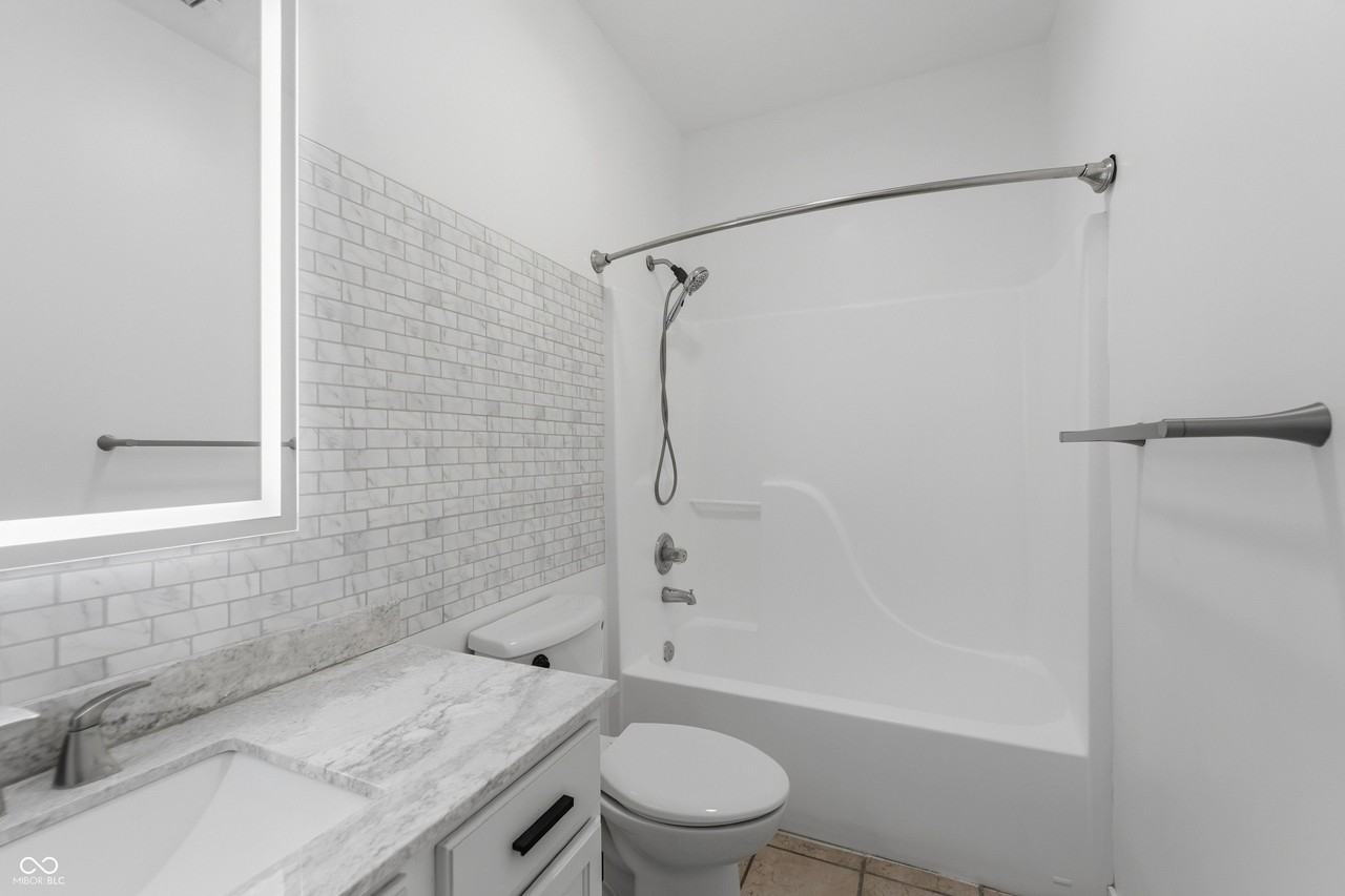 15452 Heath Cir - Photo 7 of 43