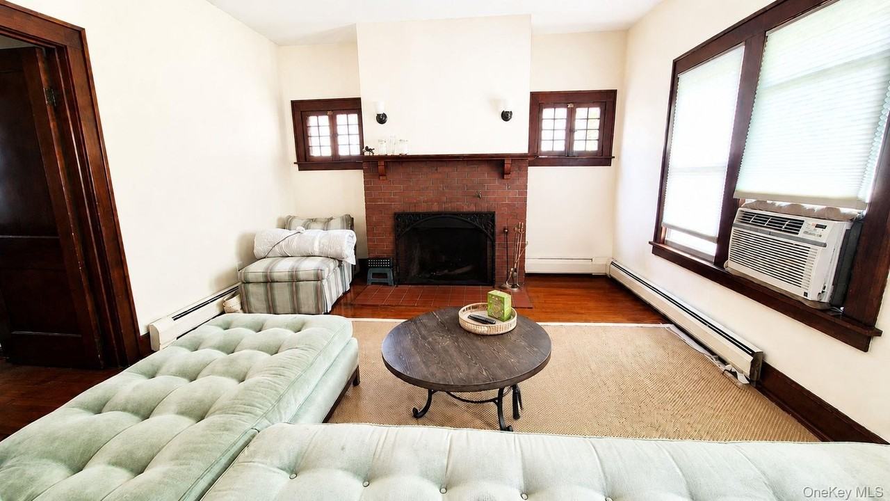 32 S Boulevard - Photo 2 of 16