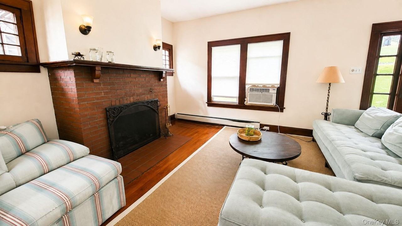 32 S Boulevard - Photo 3 of 16