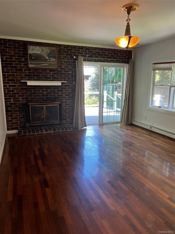60 Pine St - Photo 5 of 14