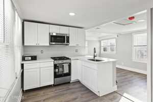 featured image of 324 Mccabe Ave #REAR