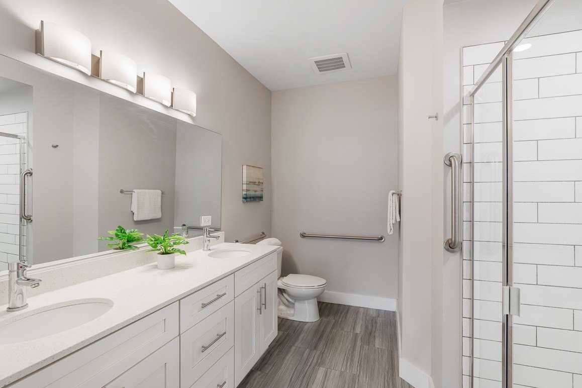 101 W Liberty St #415 - Photo 7 of 15