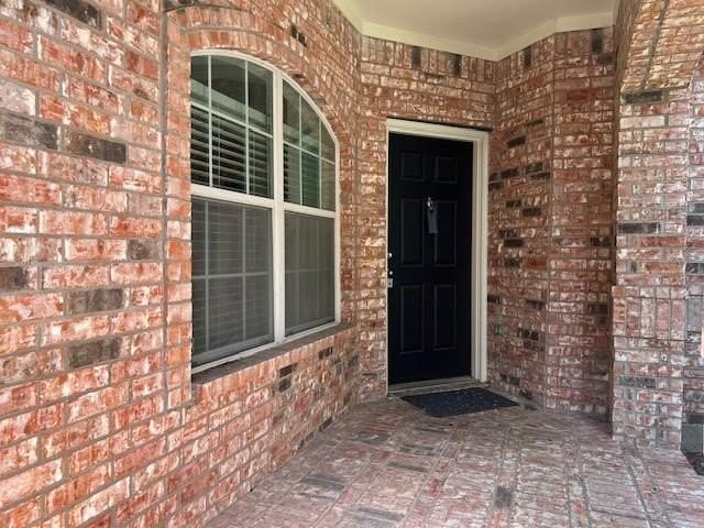 2012 Hopkins Dr - Photo 4 of 38