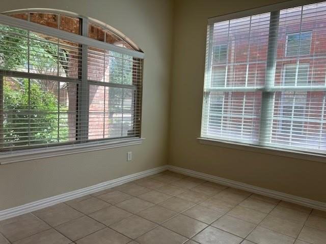 2012 Hopkins Dr - Photo 5 of 38