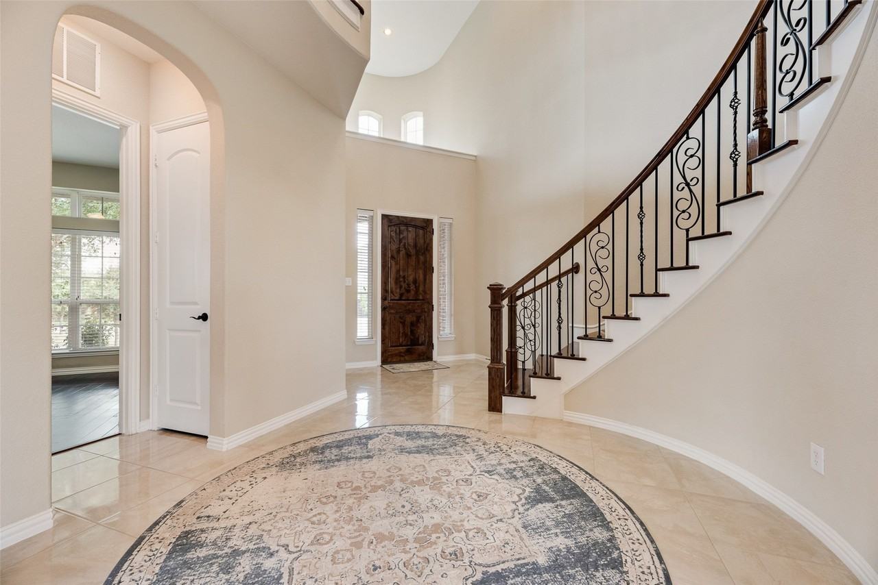 4396 Live Springs Rd - Photo 5 of 40