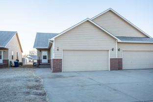 1048 E Karla Ave #1 - Photo 1 of 1
