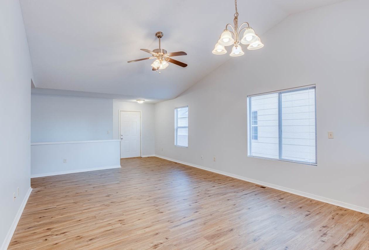 1048 E Karla Ave #1 - Photo 6 of 28