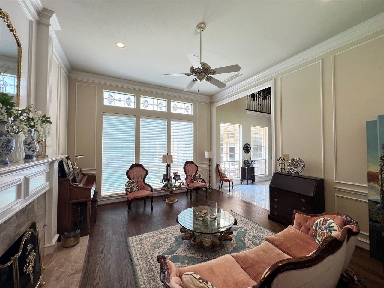 3508 Terry Dr - Photo 4 of 40