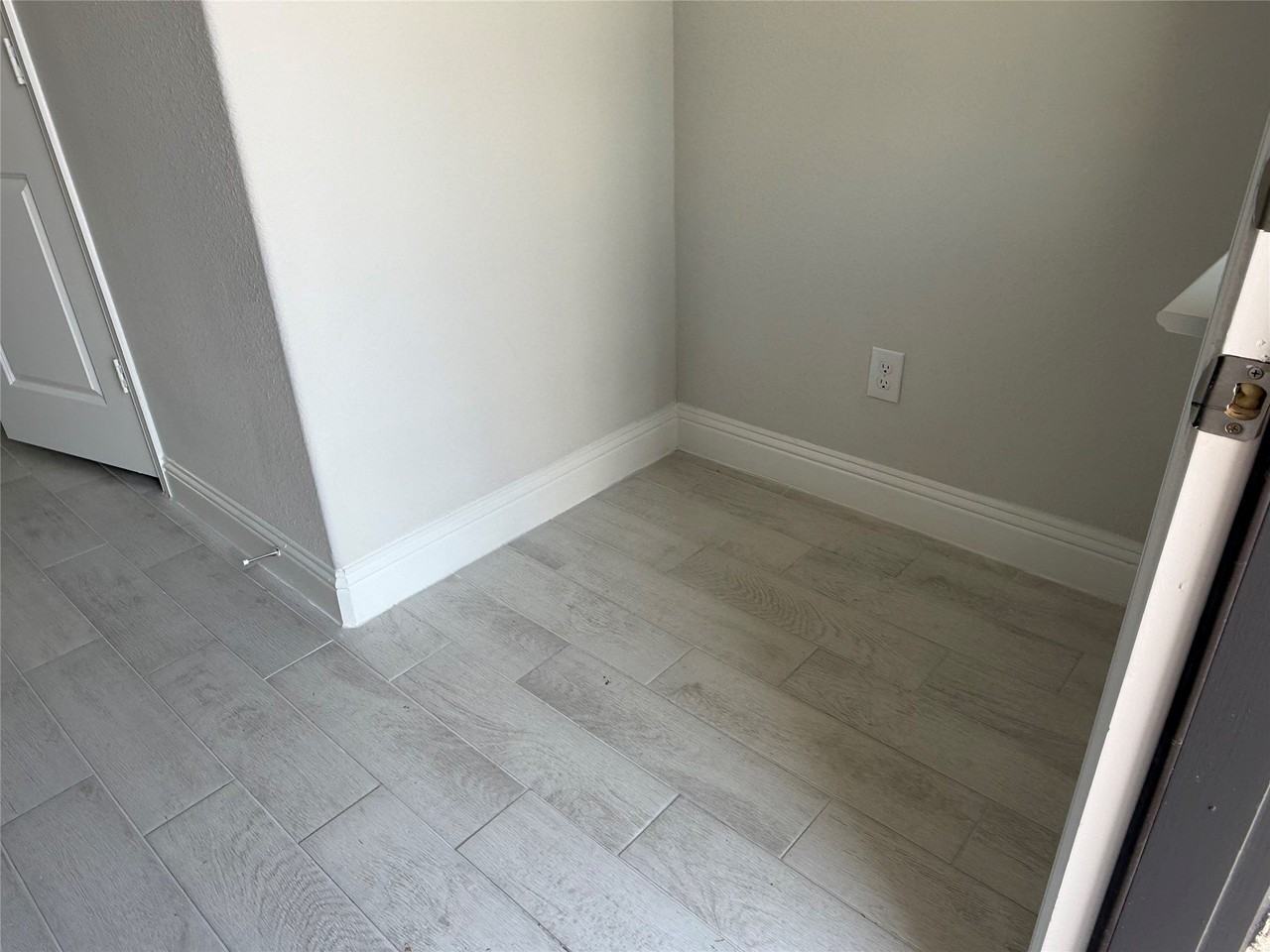 3206 Cordelia Dr - Photo 6 of 40