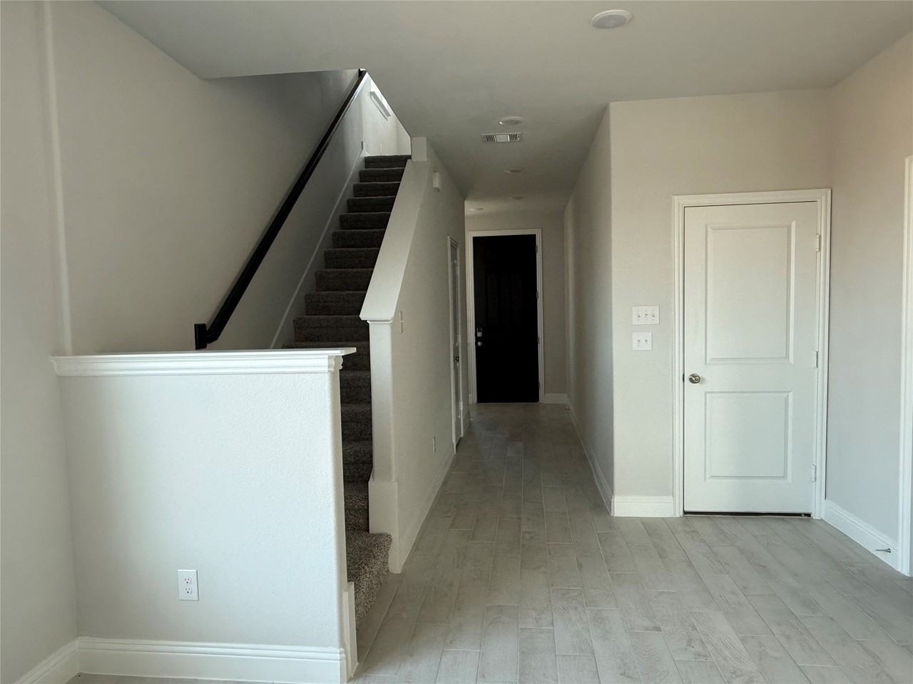 3206 Cordelia Dr - Photo 7 of 40
