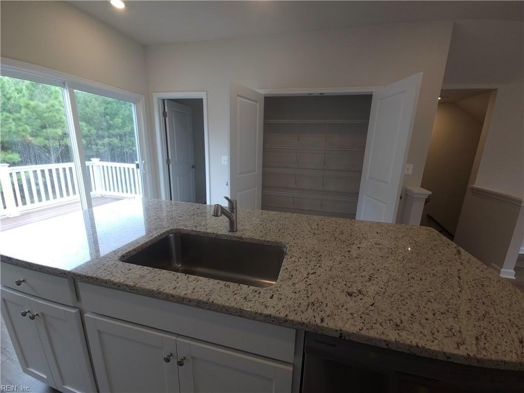 5870 Ginger Dr - Photo 3 of 23