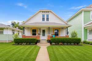 featured image of 1058 S Sheffield Ave