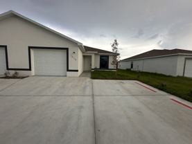 1010 Ne 15th Ln - Photo 1 of 1