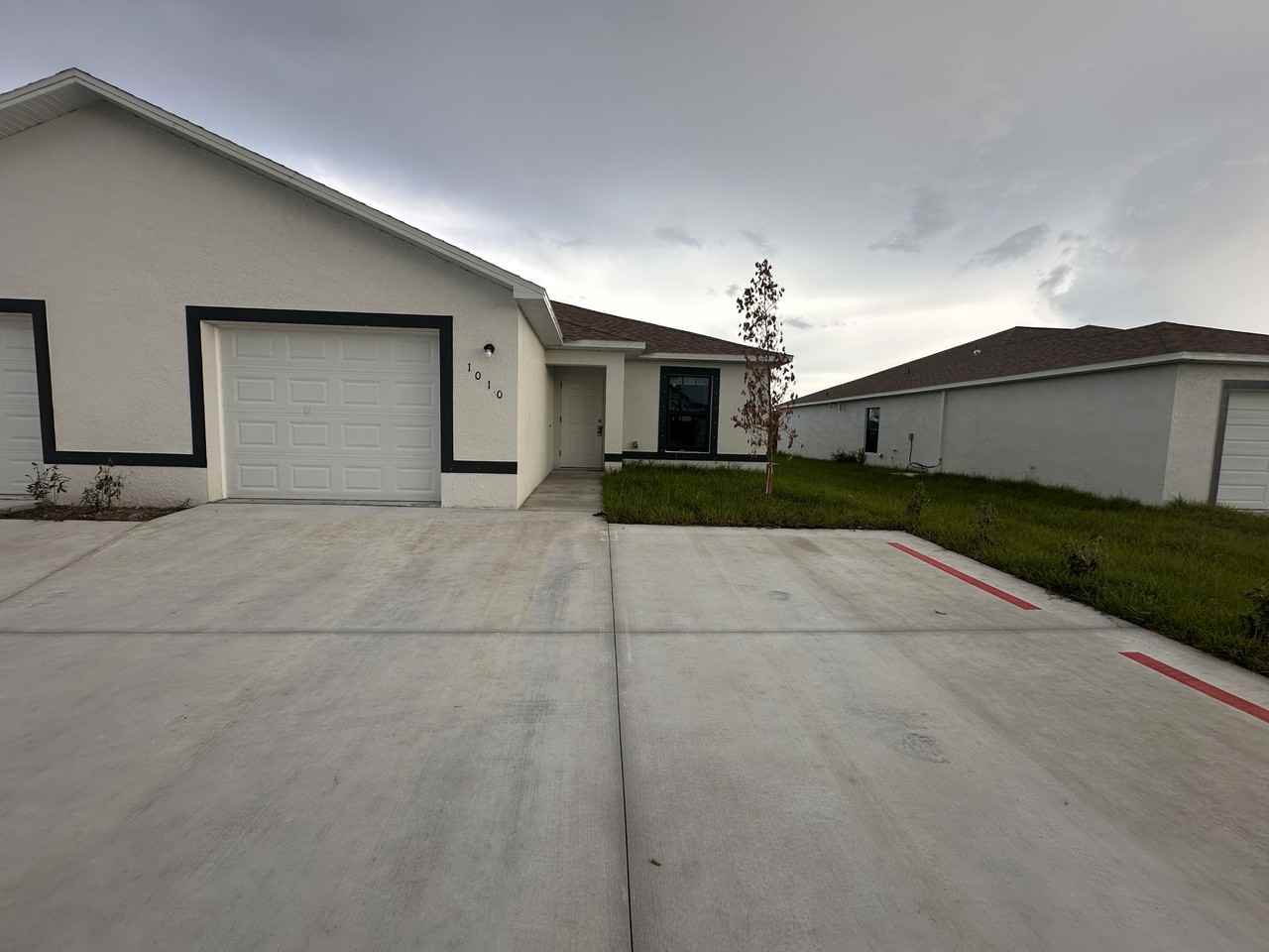 1010 Ne 15th Ln - Photo 2 of 18