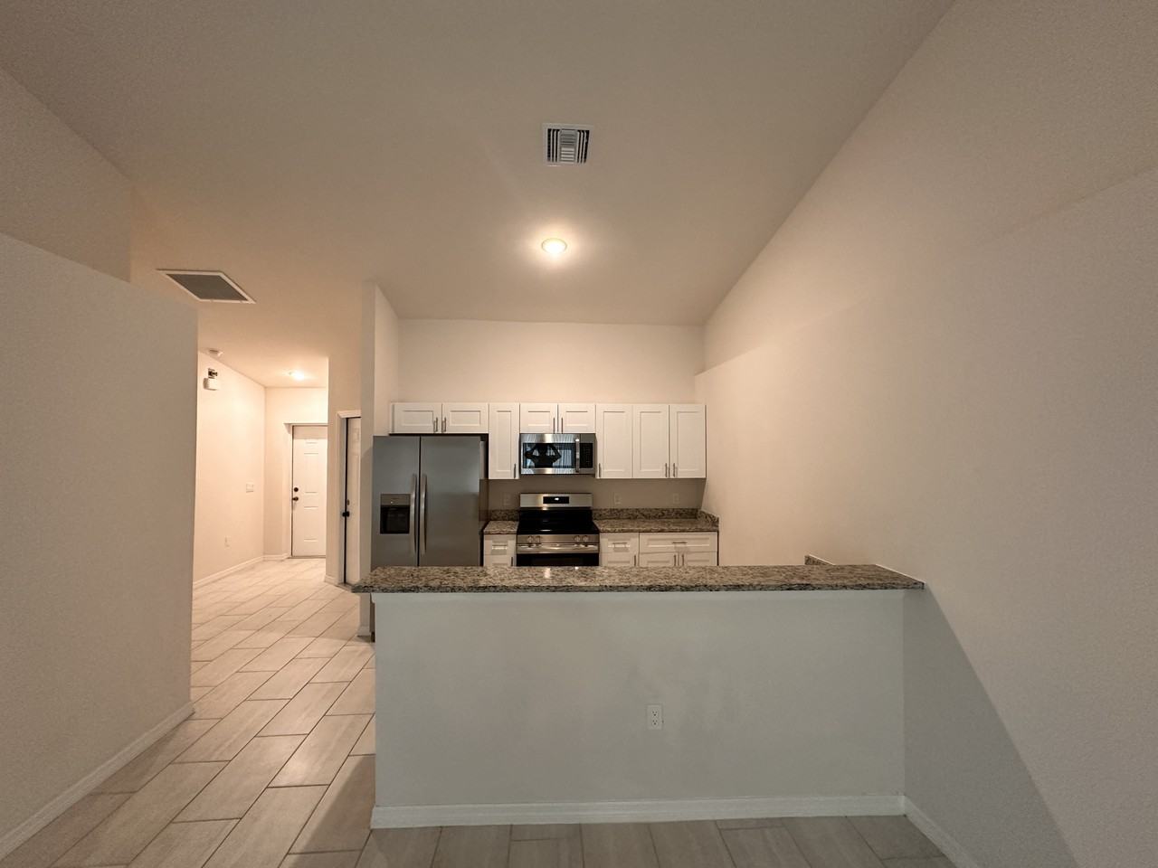 1010 Ne 15th Ln - Photo 3 of 18