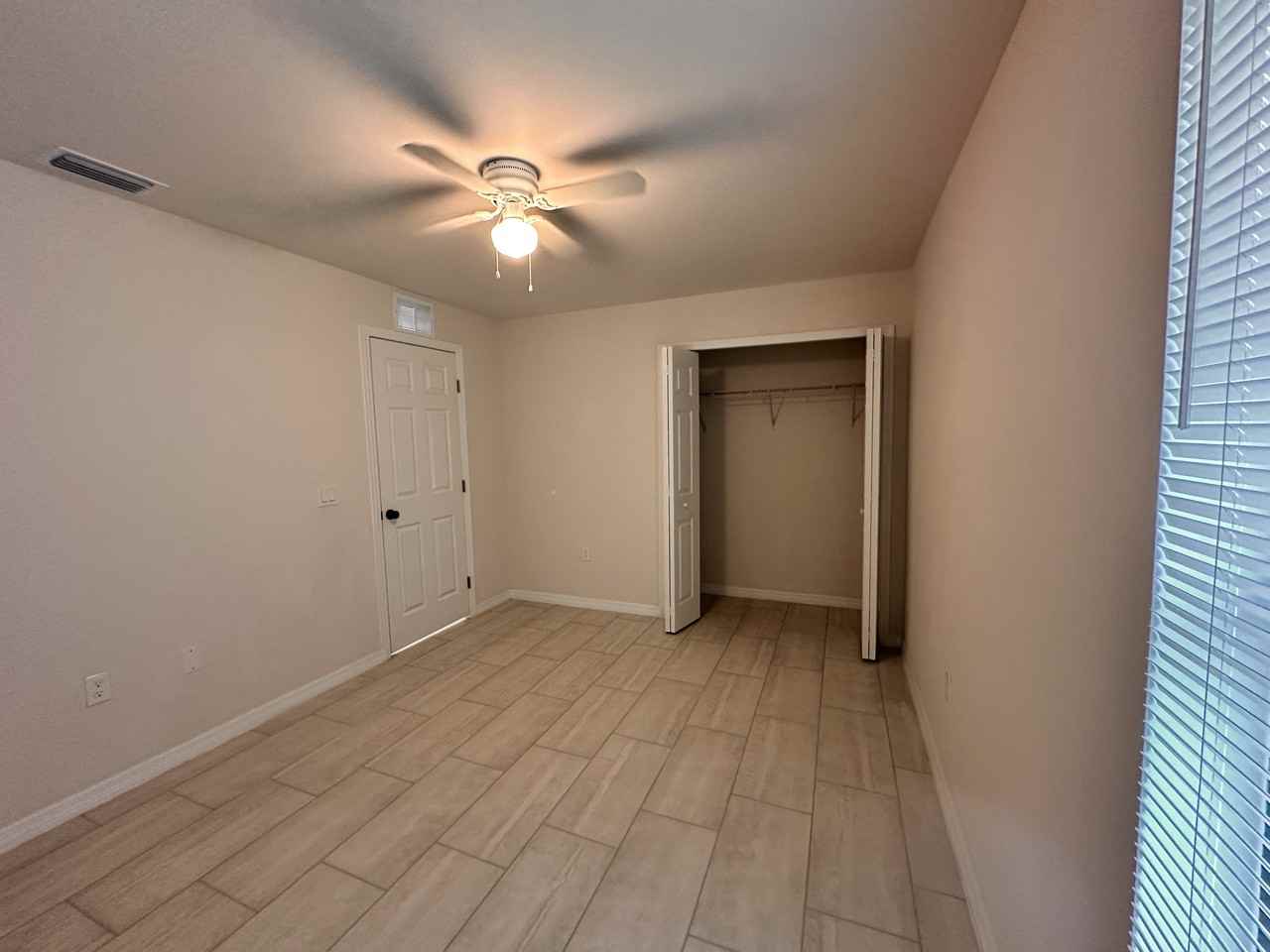 1010 Ne 15th Ln - Photo 4 of 18