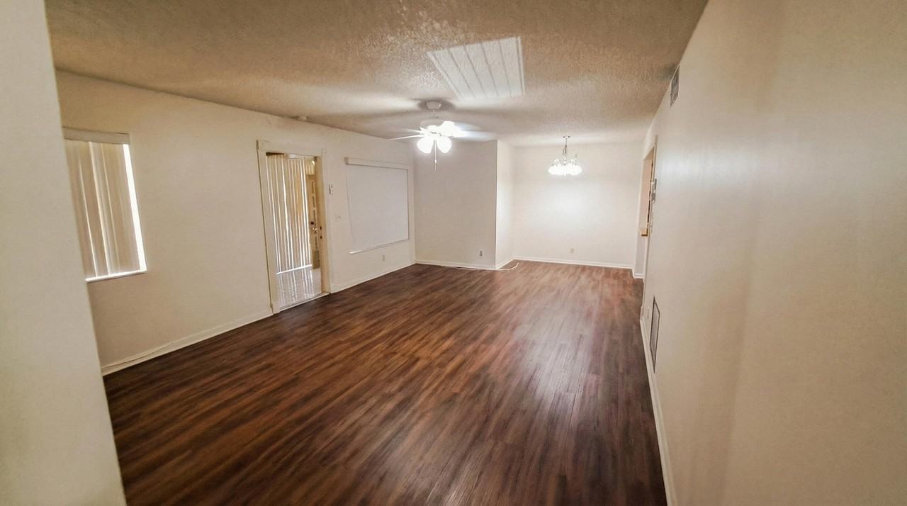 222 Pine Hov Cir #B2 - Photo 5 of 13