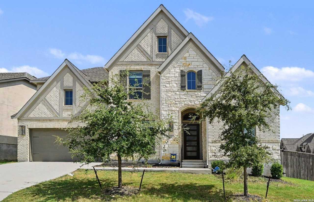 9003 Raven Pointe - Photo 3 of 38