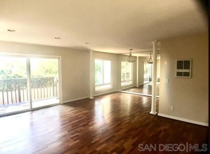223 10th St - Photo 4 of 12