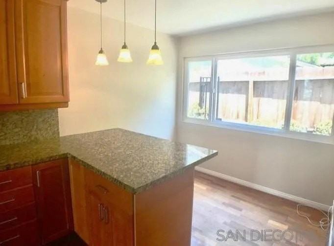 223 10th St - Photo 5 of 12