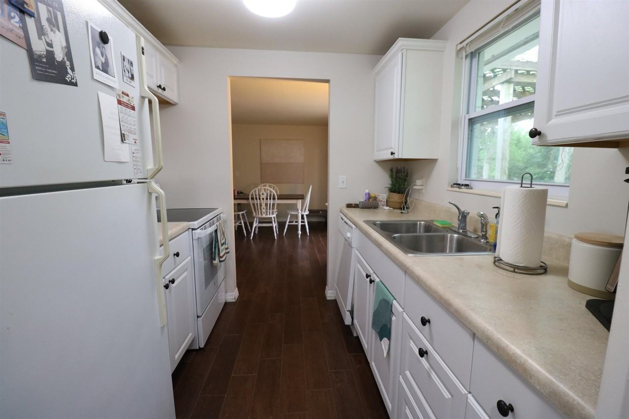 257 Rosario St - Photo 2 of 21