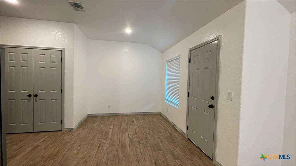 2412 Duntov Dr #A - Photo 3 of 36