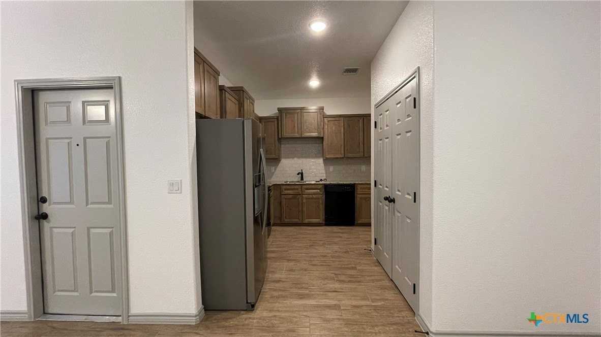 2412 Duntov Dr #A - Photo 4 of 36