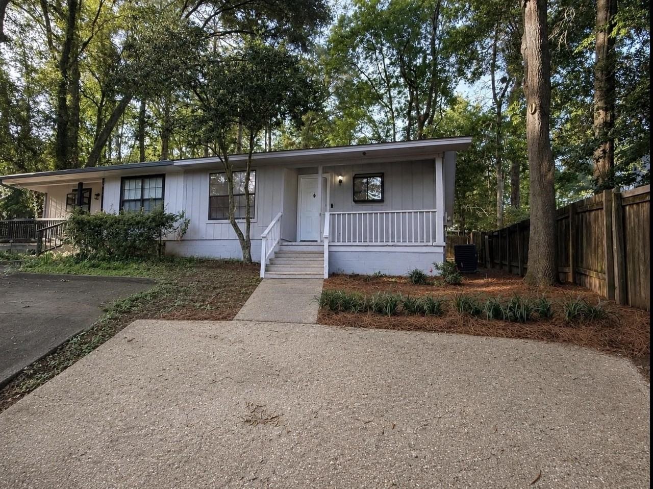 1813 Meriadoc Rd - Photo 2 of 20