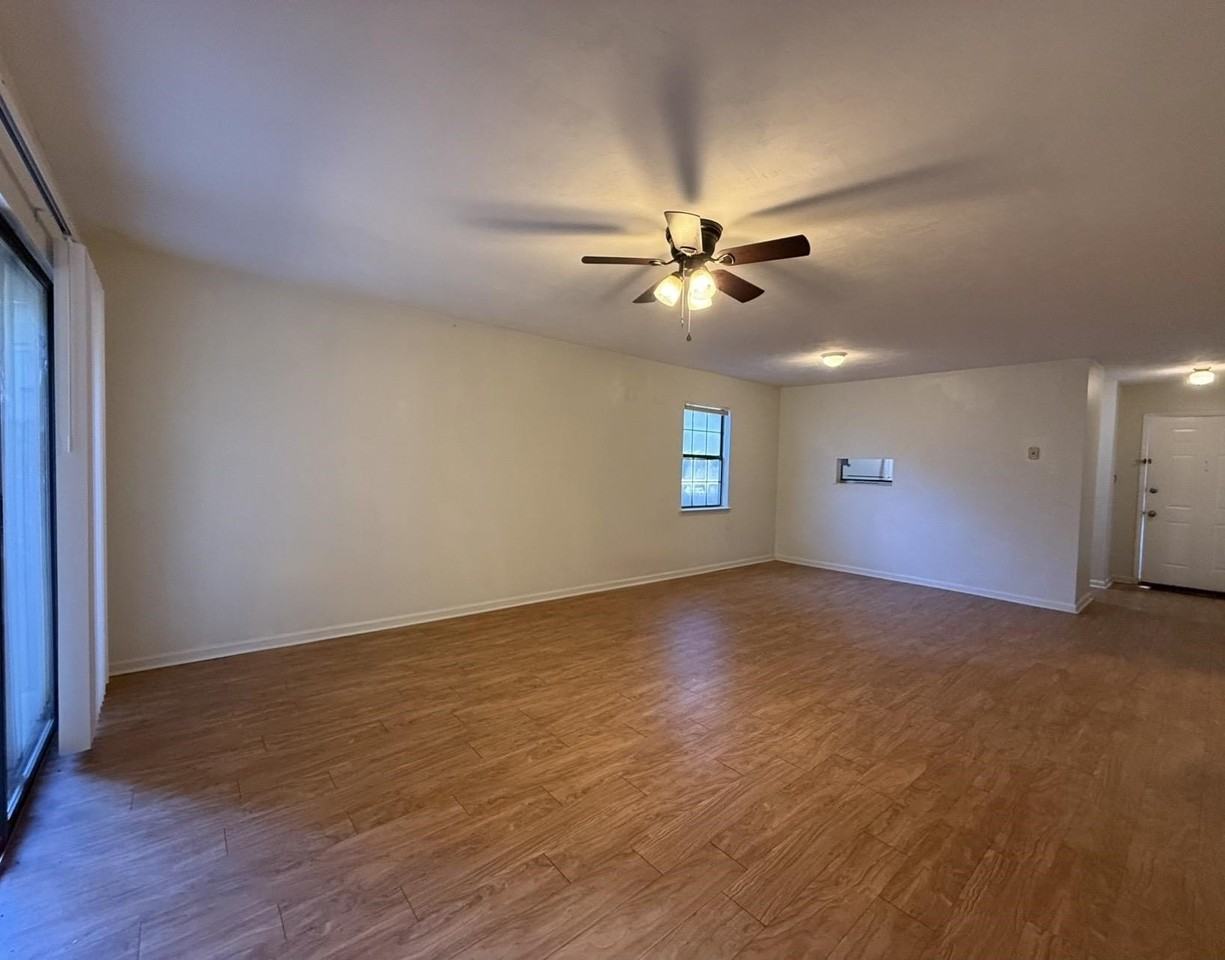 1813 Meriadoc Rd - Photo 5 of 20