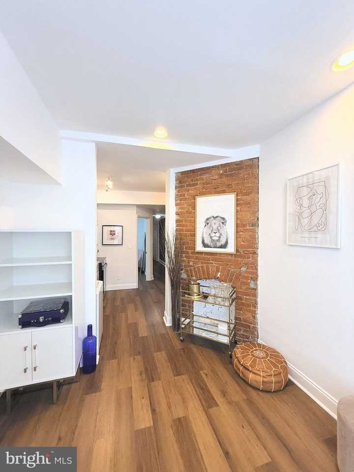 1345 1st St Nw #1 - Photo 2 of 15