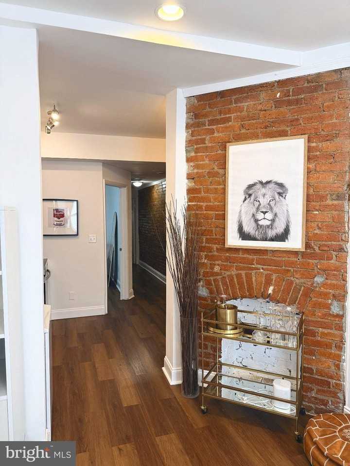 1345 1st St Nw #1 - Photo 3 of 15