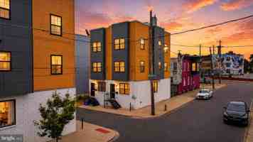 featured image of 1870 N Marston St