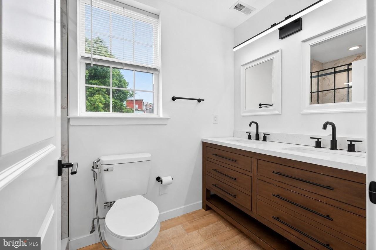 1870 N Marston St - Photo 7 of 29