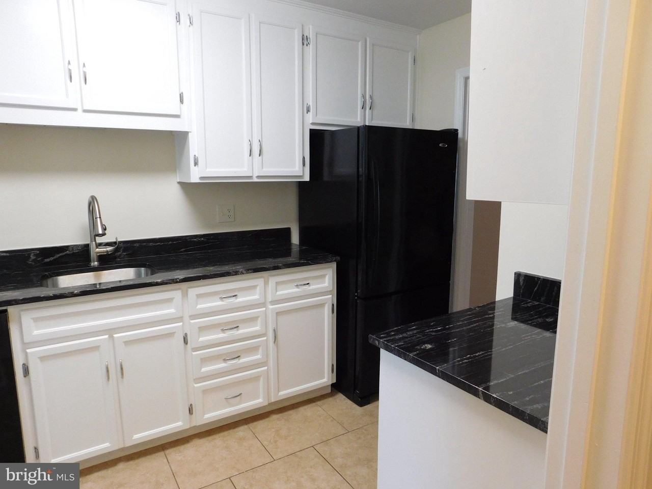 1170 N Vermont St - Photo 3 of 19