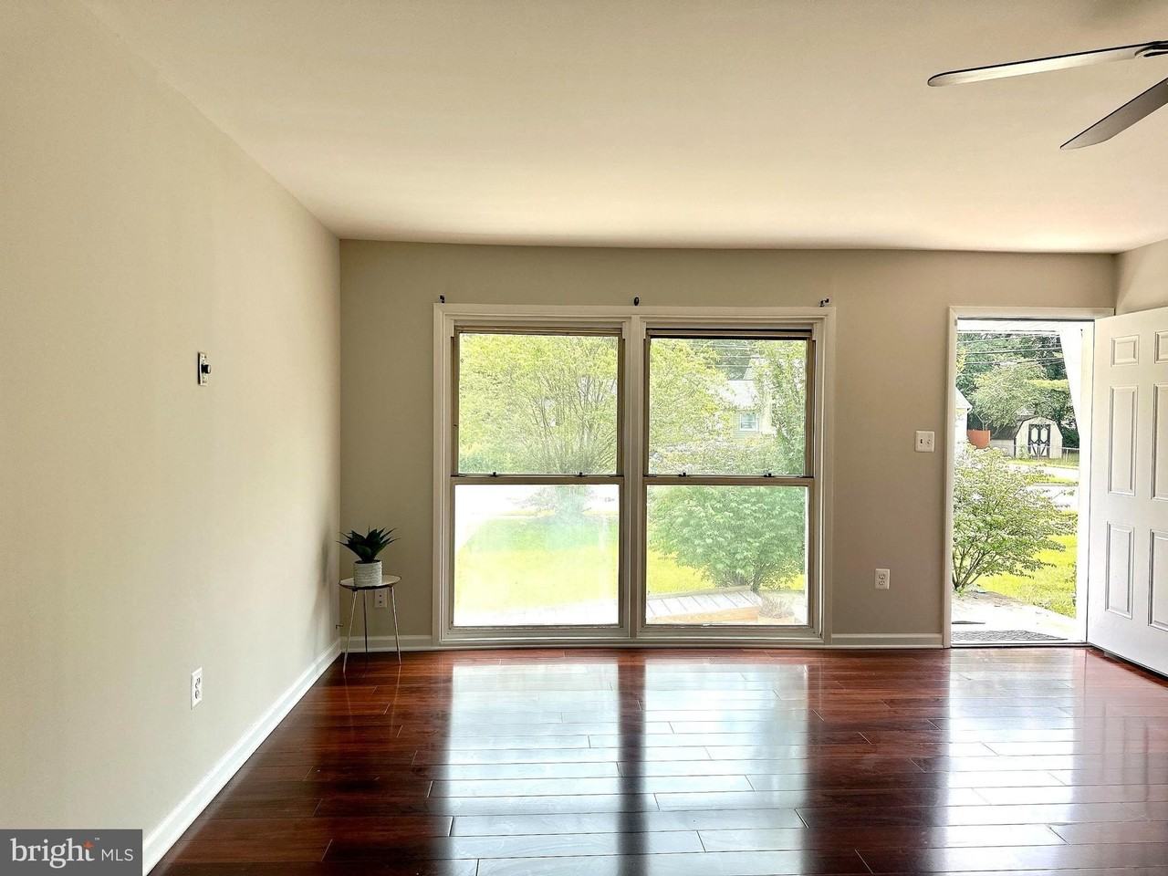 6732 Harrison Ln - Photo 6 of 27