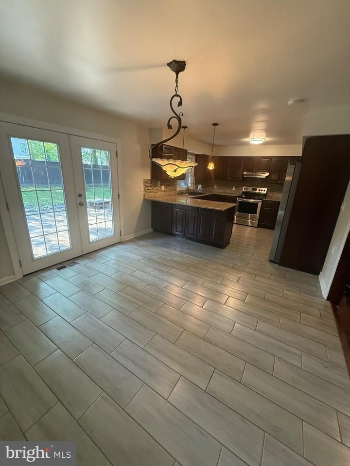 8921 Little River Tpke - Photo 3 of 10