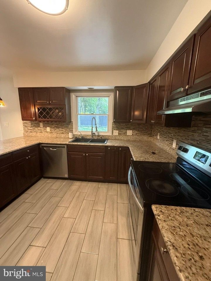 8921 Little River Tpke - Photo 4 of 10