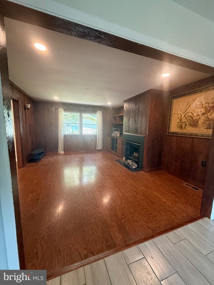 8921 Little River Tpke - Photo 5 of 10