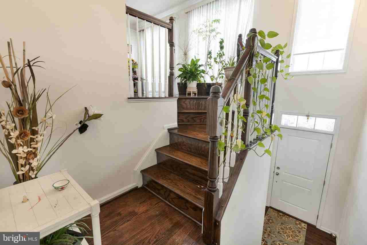 23377 Lewis Hunt Sq - Photo 5 of 41