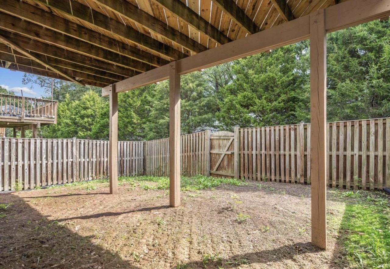8229 Glade Bank Dr - Photo 2 of 9