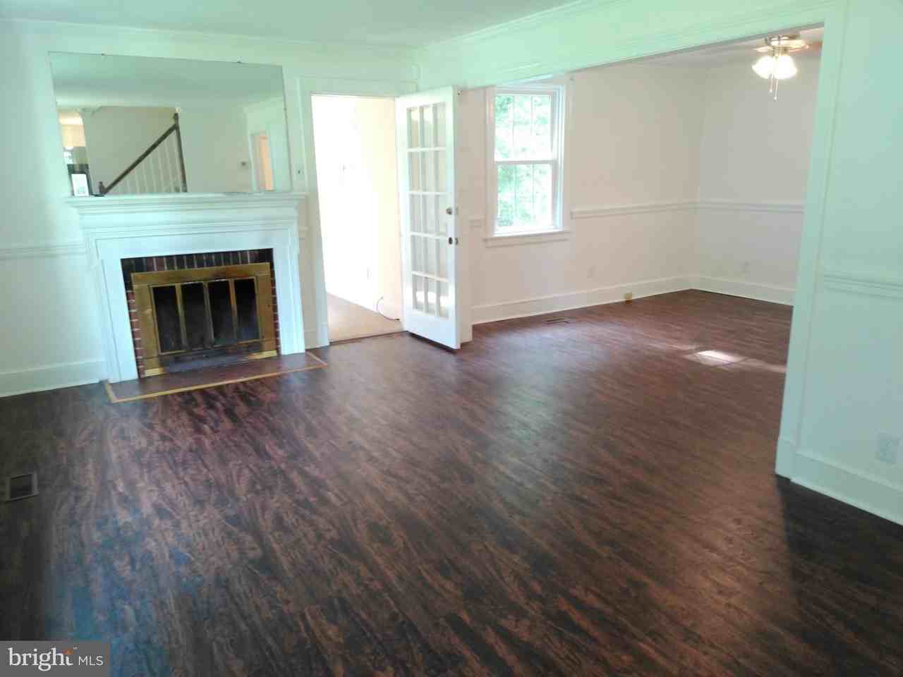 6902 Old Jahnke Rd - Photo 4 of 12