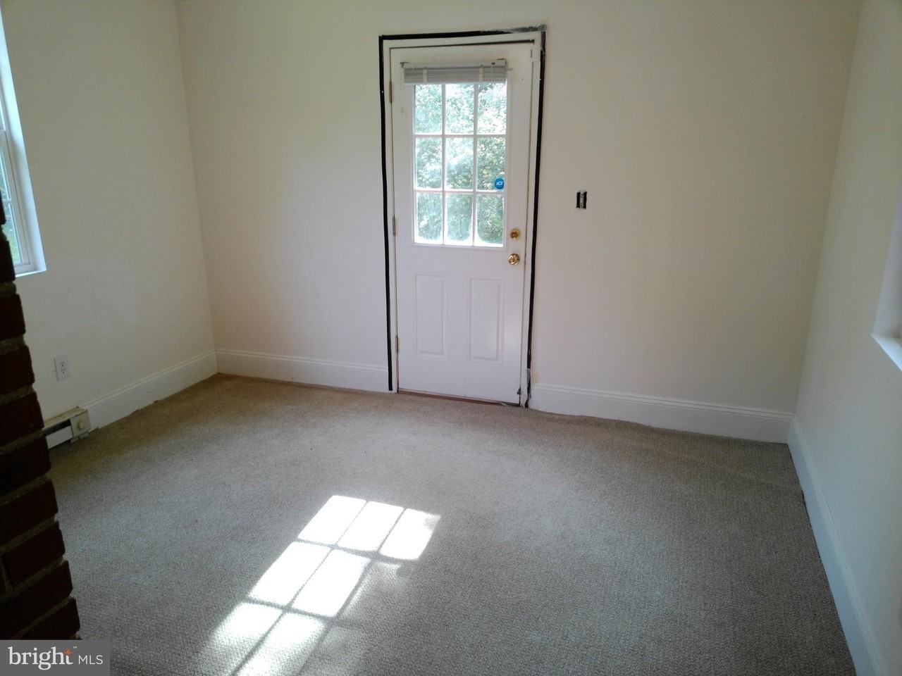 6902 Old Jahnke Rd - Photo 6 of 12