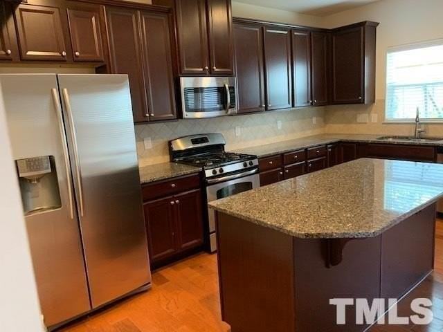 2504 Historic Cir - Photo 6 of 23