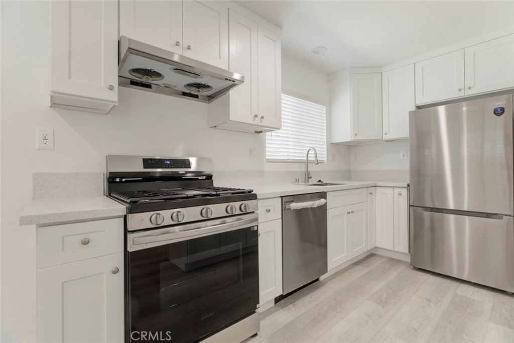 1307 E Acacia Ave - Photo 7 of 21