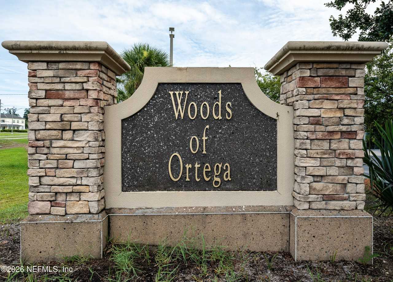 6925 Ortega Woods Dr - Photo 2 of 33