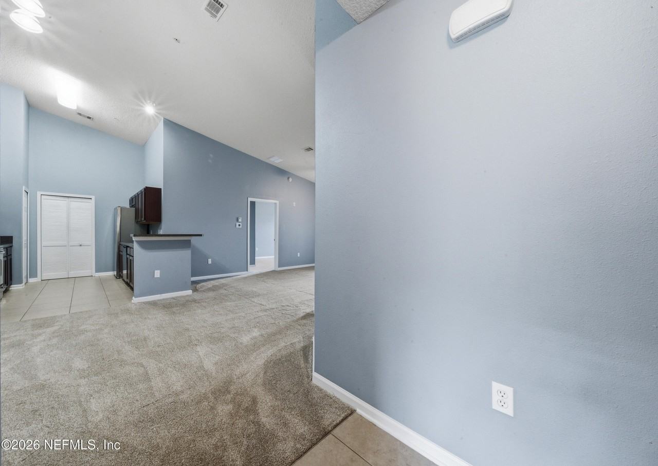 6925 Ortega Woods Dr - Photo 3 of 33