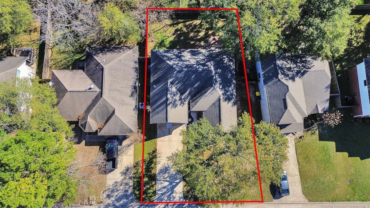 206 Doncaster St - Photo 2 of 35